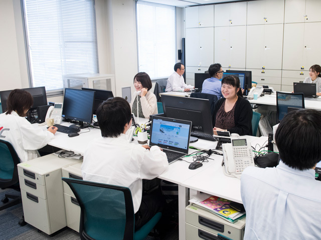 鳥取県情報センターオフィス写真