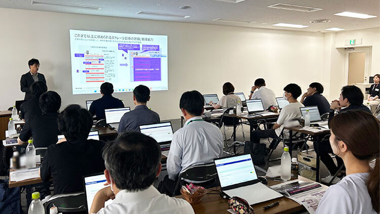 岡山支店での自治体向けワークショップの様子